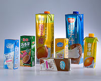 WSFM1100-2000型液體奶、飲料紙盒專用材料擠出復(fù)合淋膜機(jī)